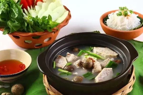Cách Nấu Sườn Om Sấu Chuẩn Vị, Mềm Ngọt, Đậm Đà