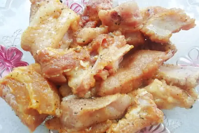 Cách Nấu Sườn Rim Me Chua Ngọt Đậm Đà Chuẩn Vị Việt