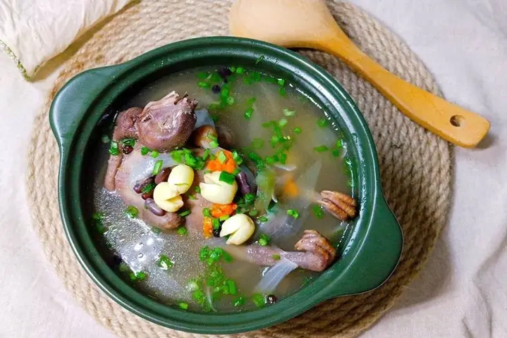 Hướng Dẫn Chi Tiết: Cách Nấu Súp Bồ Câu Thơm Ngon Bổ Dưỡng Tại Nhà