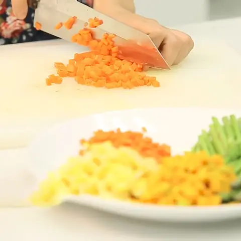 Sơ chế nguyên liệu