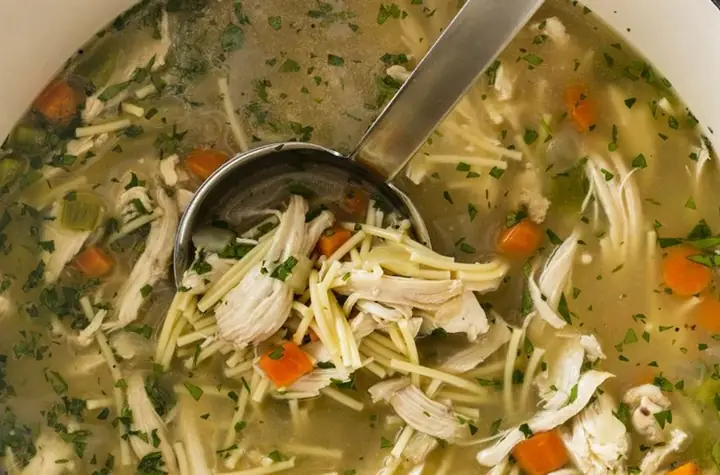 Cách Nấu Súp Gà Ngô Ngọt Cho Bé Ăn Dặm Đơn Giản, Đủ Chất