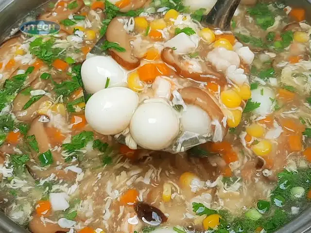 1. Chuẩn bị nguyên liệu và dụng cụ nấu súp hải sản thập cẩm thơm ngon