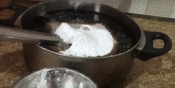 cách nấu thạch đen cao bằng