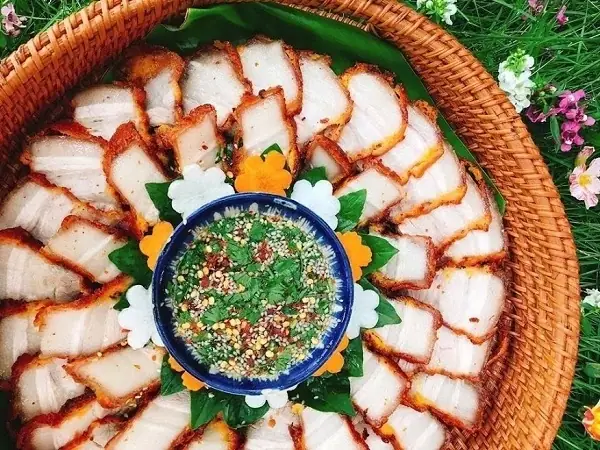 Hướng Dẫn Chi Tiết Cách Nấu Thịt Ba Chỉ Kho Ngon Chuẩn Vị Gia Đình Hướng Dẫn Chi Tiết Cách Nấu Thịt Ba Chỉ Kho Ngon Chuẩn Vị Gia Đình