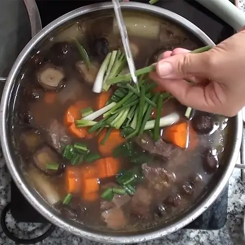 Làm Thế Nào Để Nấu Thịt Bò Đông Ngon, Dễ Thành Công?