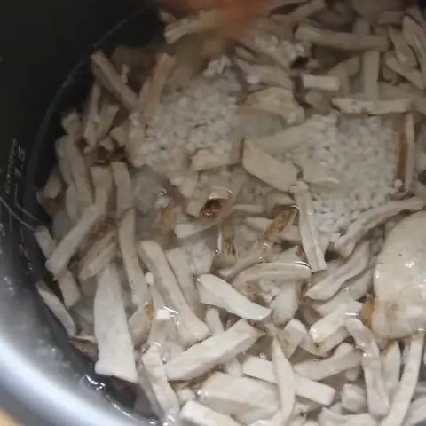 Hướng dẫn chi tiết cách nấu thịt chó miền Trung chuẩn vị gia truyền