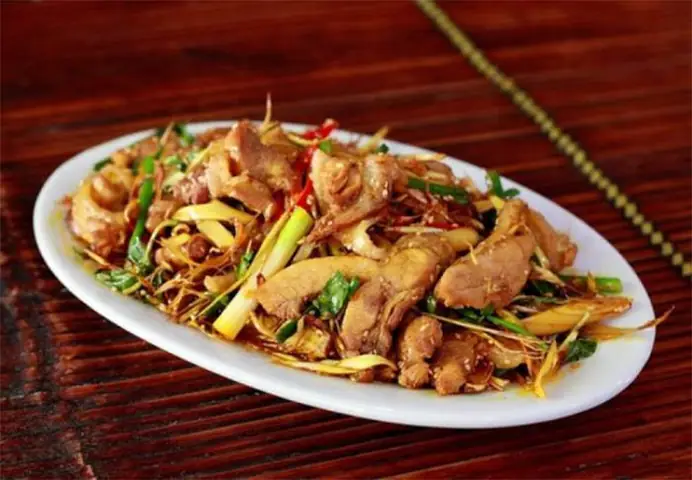 Cách Nấu Thịt Đà Điểu Xào Sả Ớt Thơm Ngon, Đậm Đà Chuẩn Vị