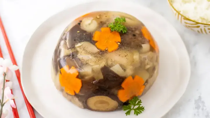 Cách Nấu Thịt Đông Tai Heo Giòn Ngon, Trong Vắt Chuẩn Vị Tết