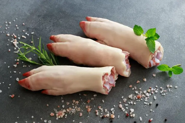 Bí Quyết Nấu Thịt Đông Trong Veo: Từ Truyền Thống Đến Biến Tấu Hấp Dẫn