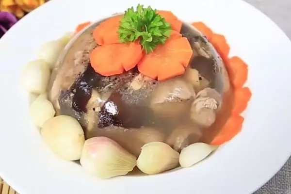 Hướng Dẫn Nấu Thịt Gà Đông Ngon Đơn Giản