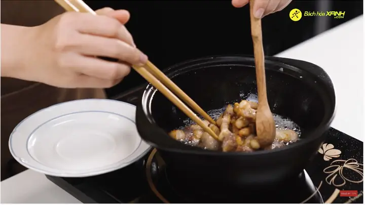 Cách Nấu Thịt Heo Kho Quẹt Chuẩn Vị Nam Bộ