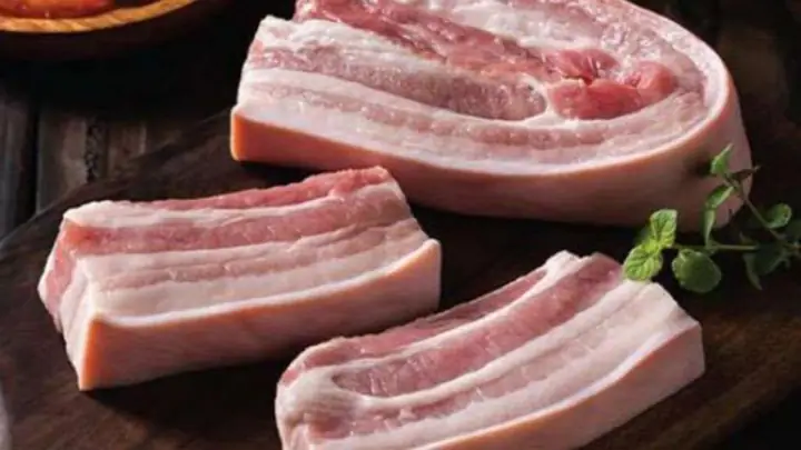 Hướng Dẫn Chi Tiết Cách Nấu Thịt Heo Khối Mềm Ngon, Đậm Đà Chuẩn Vị