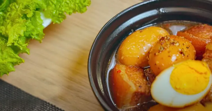 Hướng dẫn nấu thịt kho hột vịt ngày Tết ngon chuẩn vị