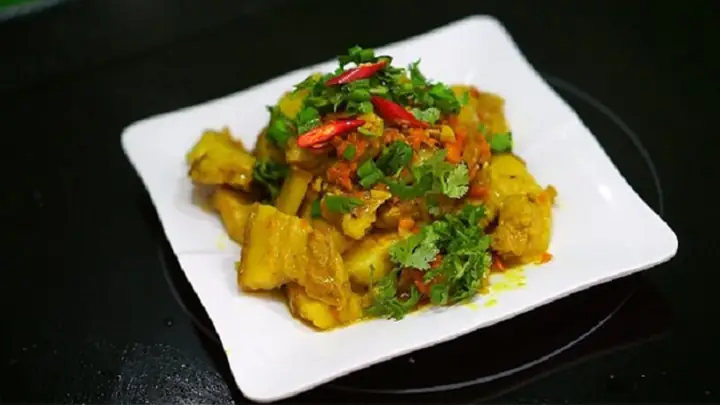 Cách nấu thịt kho nghệ tươi đậm đà, thơm lừng chuẩn vị Cách nấu thịt kho nghệ tươi đậm đà, thơm lừng chuẩn vị