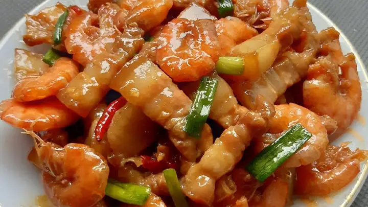 Cách Nấu Thịt Kho Tôm: Công Thức Chi Tiết Từ A Đến Z