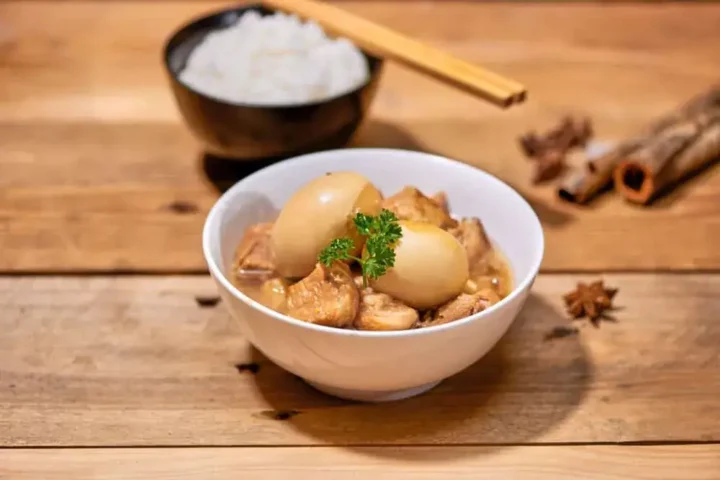 cách nấu thịt kho trứng