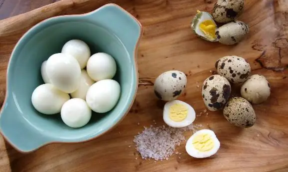 cách nấu thịt kho trứng cút