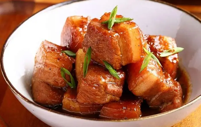 Hướng Dẫn Chi Tiết Cách Nấu Thịt Lợn Hầm Đậm Đà, Bổ Dưỡng