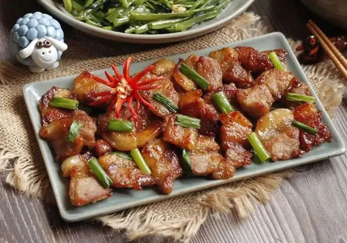 Thịt nạc vai rang cháy cạnh Thịt nạc vai rang cháy cạnh