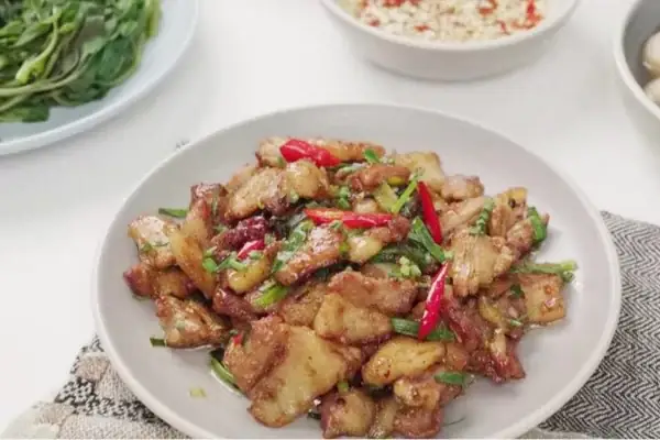 cách nấu thịt rang cháy cạnh