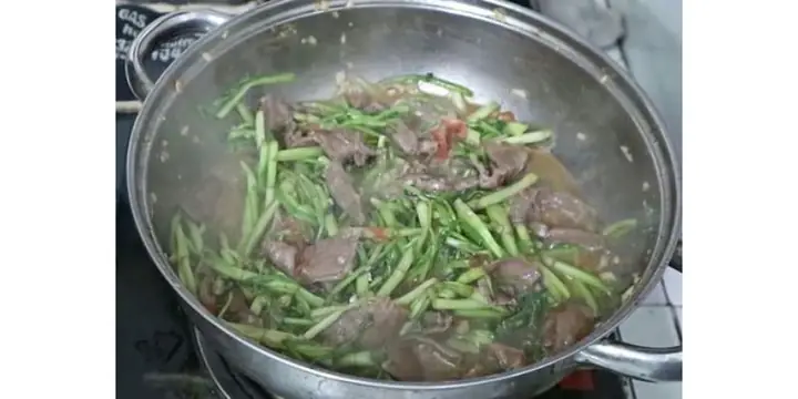 Cách Nấu Thịt Trâu Rau Cần Thơm Ngon, Đậm Đà Tại Nhà