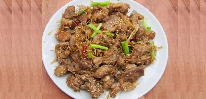 Hướng Dẫn Chi Tiết Cách Nấu Thịt Vịt Xào Sả Ớt Đậm Đà