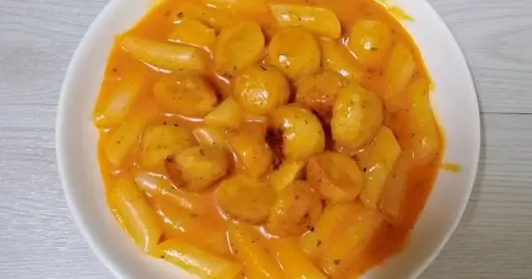 cách nấu tokbokki phô mai ăn liền