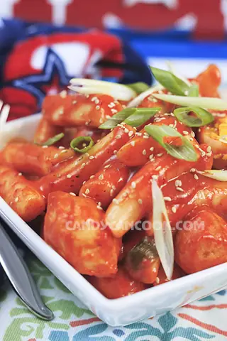 Cách Nấu Tokbokki Với Mì Tôm: Công Thức Đơn Giản, Thơm Ngon Cách Nấu Tokbokki Với Mì Tôm: Công Thức Đơn Giản, Thơm Ngon