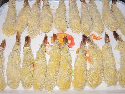 Cách nấu tôm chiên giòn vàng ươm, giòn rụm tại nhà Cách nấu tôm chiên giòn vàng ươm, giòn rụm tại nhà