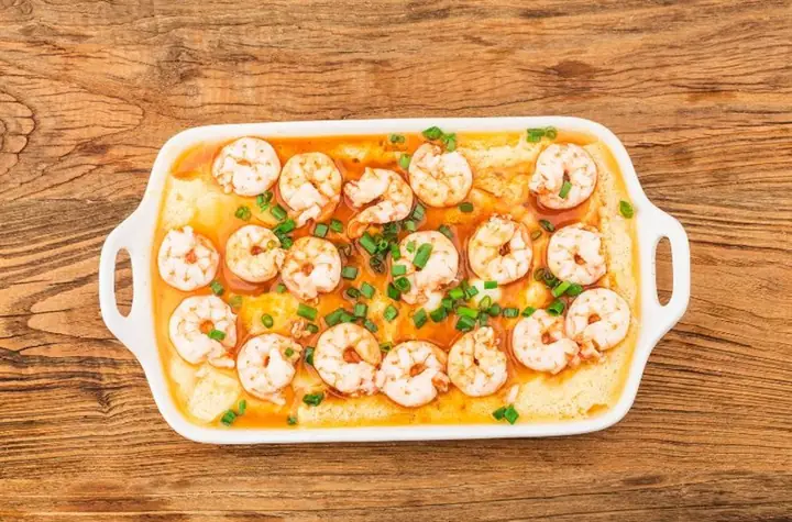 1.3. Tôm ăn dặm hấp với đậu hũ