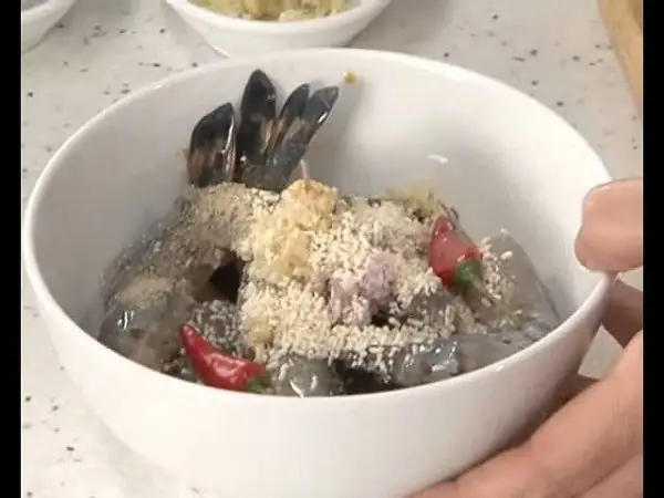 Cách Nấu Tôm Kho Tộ Đậm Đà Chuẩn Vị Cho Bữa Cơm Gia Đình Cách Nấu Tôm Kho Tộ Đậm Đà Chuẩn Vị Cho Bữa Cơm Gia Đình