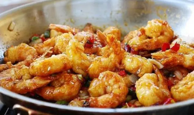 Làm thế nào để có **cách nấu tôm rim ngon** đậm đà chuẩn vị? Làm thế nào để có **cách nấu tôm rim ngon** đậm đà chuẩn vị?