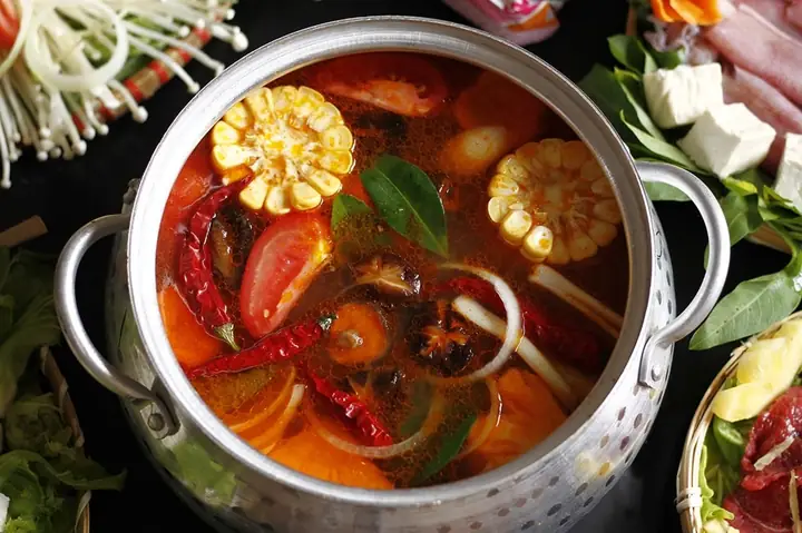Cách Nấu Tomyum Nước Cốt Dừa Chuẩn Vị Thái Tại Nhà