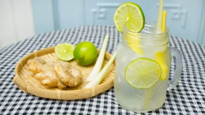 Hướng Dẫn Chi Tiết Cách Nấu Trà Chanh Sả Thanh Mát