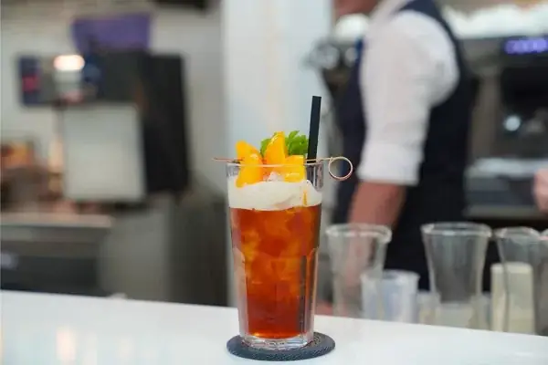 Hướng Dẫn Từng Bước Cách Nấu Trà Đào Ngon Đơn Giản Tại Nhà