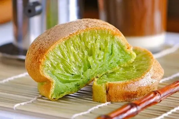 Hướng Dẫn Chi Tiết Cách Nấu Trà Lá Dứa Thơm Ngon Tại Nhà