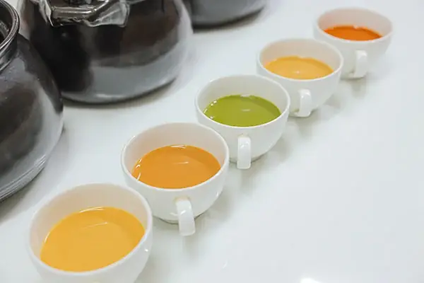 Cách Nấu Trà Sữa Lá Dứa Thơm Ngon Chuẩn Vị Tại Nhà Đơn Giản