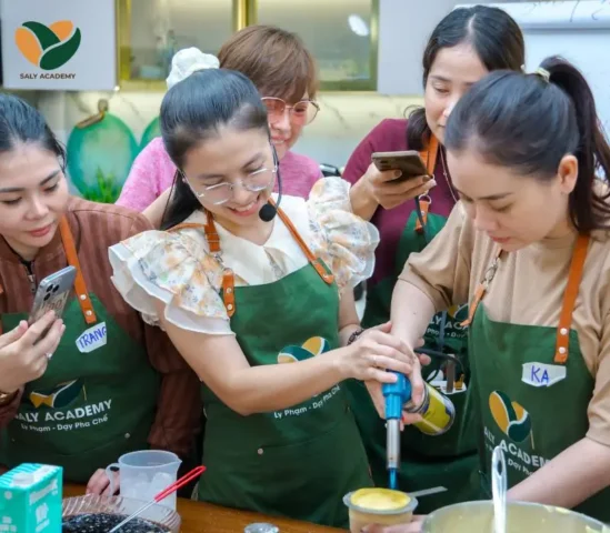 cách nấu trà sữa thái đỏ