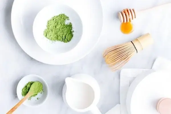 Cách Nấu Trà Thái Bằng Bột Trà Xanh: Công Thức Chuẩn Vị Tại Nhà Cách Nấu Trà Thái Bằng Bột Trà Xanh: Công Thức Chuẩn Vị Tại Nhà