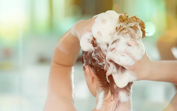 Nên gội đầu bao nhiêu lần một tuần là tốt nhất?