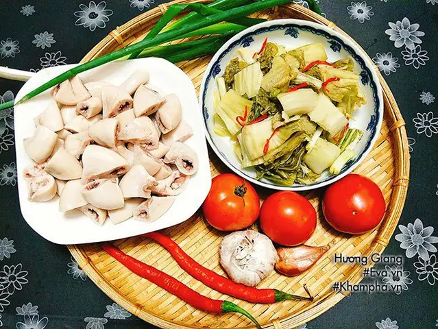 Cách Nấu Tràng Lợn Ngon Giòn Sần Sật, Chuẩn Vị Đậm Đà Cách Nấu Tràng Lợn Ngon Giòn Sần Sật, Chuẩn Vị Đậm Đà