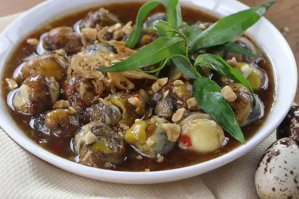 Cách Nấu Trứng Cút Lộn Rang Me Chua Ngọt Đậm Đà Tại Nhà