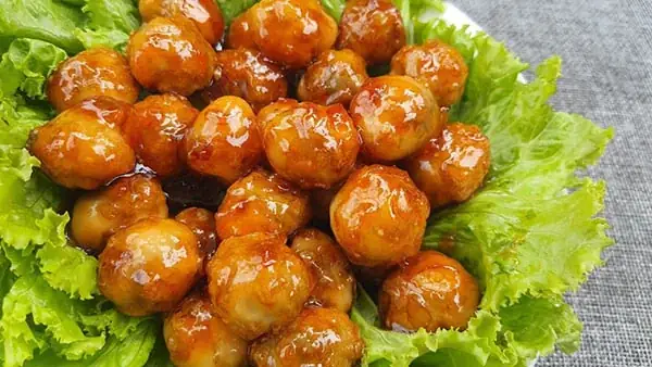 Cách làm trứng cút rim nước mắm