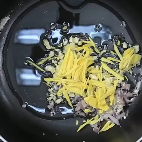 Cách Nấu Vịt Kho Riềng Đậm Đà, Chuẩn Vị Truyền Thống