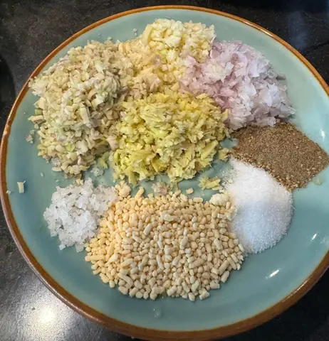 Cách Nấu Vịt Om Sấu Rau Muống Thơm Ngon Đậm Đà