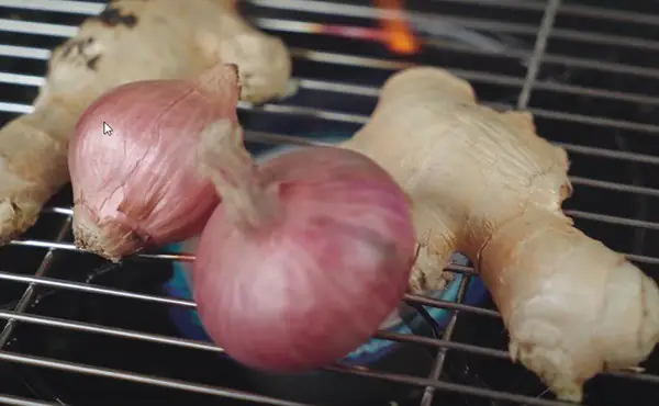 Hướng Dẫn Cách Nấu Vịt Quay Tiềm Thuốc Bắc Thơm Ngon Tại Nhà