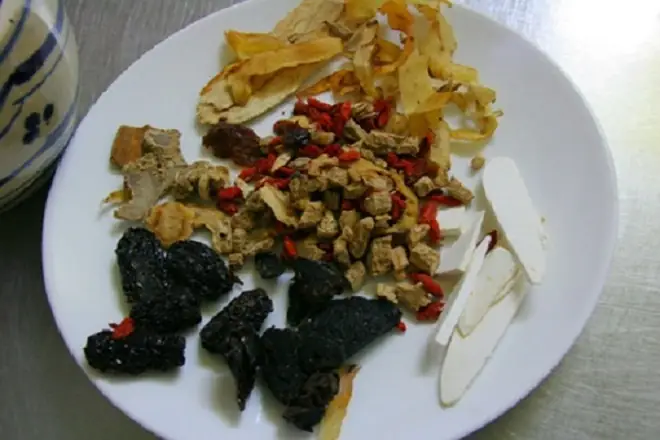 Cách Nấu Vịt Tiềm Miền Nam Ngon Mềm, Đậm Đà Hương Vị Gia Truyền