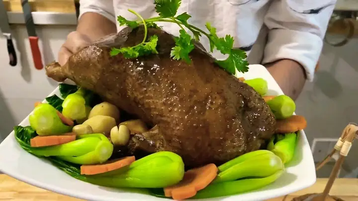 Bạn Có Biết Cách Nấu Vịt Tiềm Ngũ Quả Ngon Chuẩn Vị Bồi Bổ?