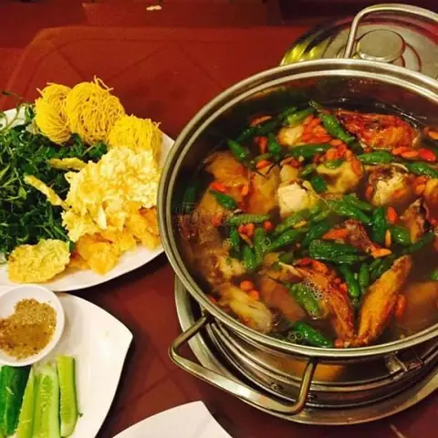 Cần chuẩn bị nguyên liệu gì để nấu món vịt nấu ớt hiểm?