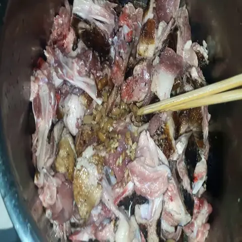 Hướng Dẫn Chi Tiết Cách Nấu Vịt Xiêm Giả Cầy Miền Trung Ngon Đúng Vị